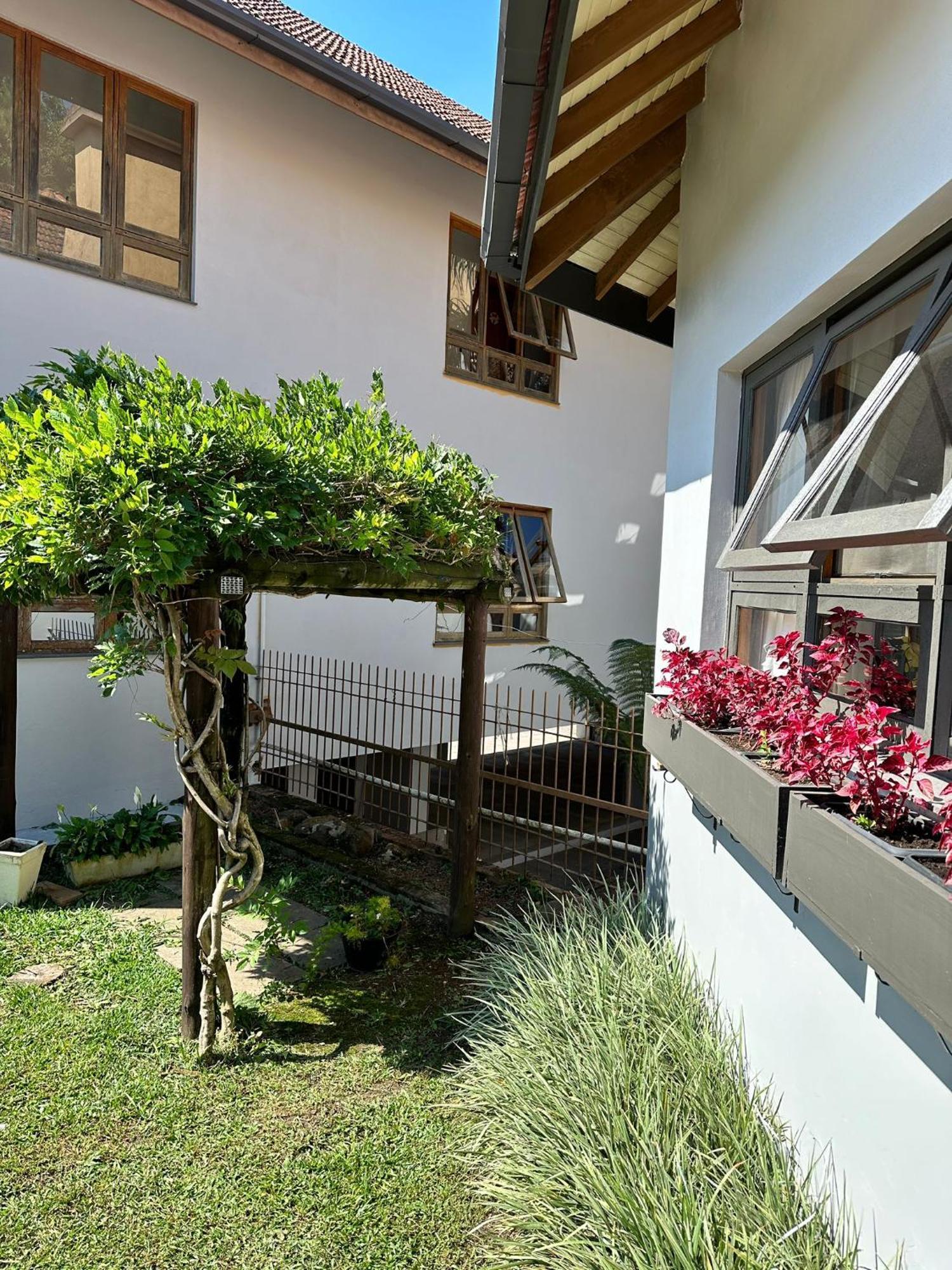 Pousada Villa Verde 카넬라 외부 사진